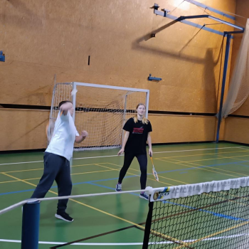 Vánoční rodinný turnaj v badmintonu (Gajdošová)