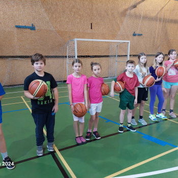 Trenéři ve škole - basketball