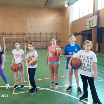 Trenéři ve škole - basketball